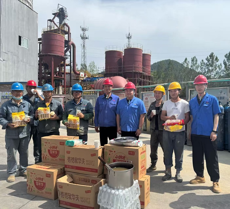 賽柯瑞思公司工會(huì)暖心慰問(wèn)外委施工人員